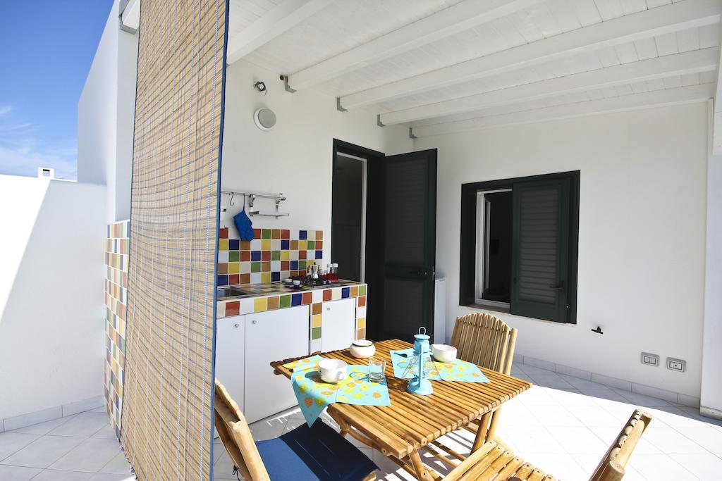 B&B Villa Genny A Pochi Passi Dal Mare San Cataldo  Bilik gambar
