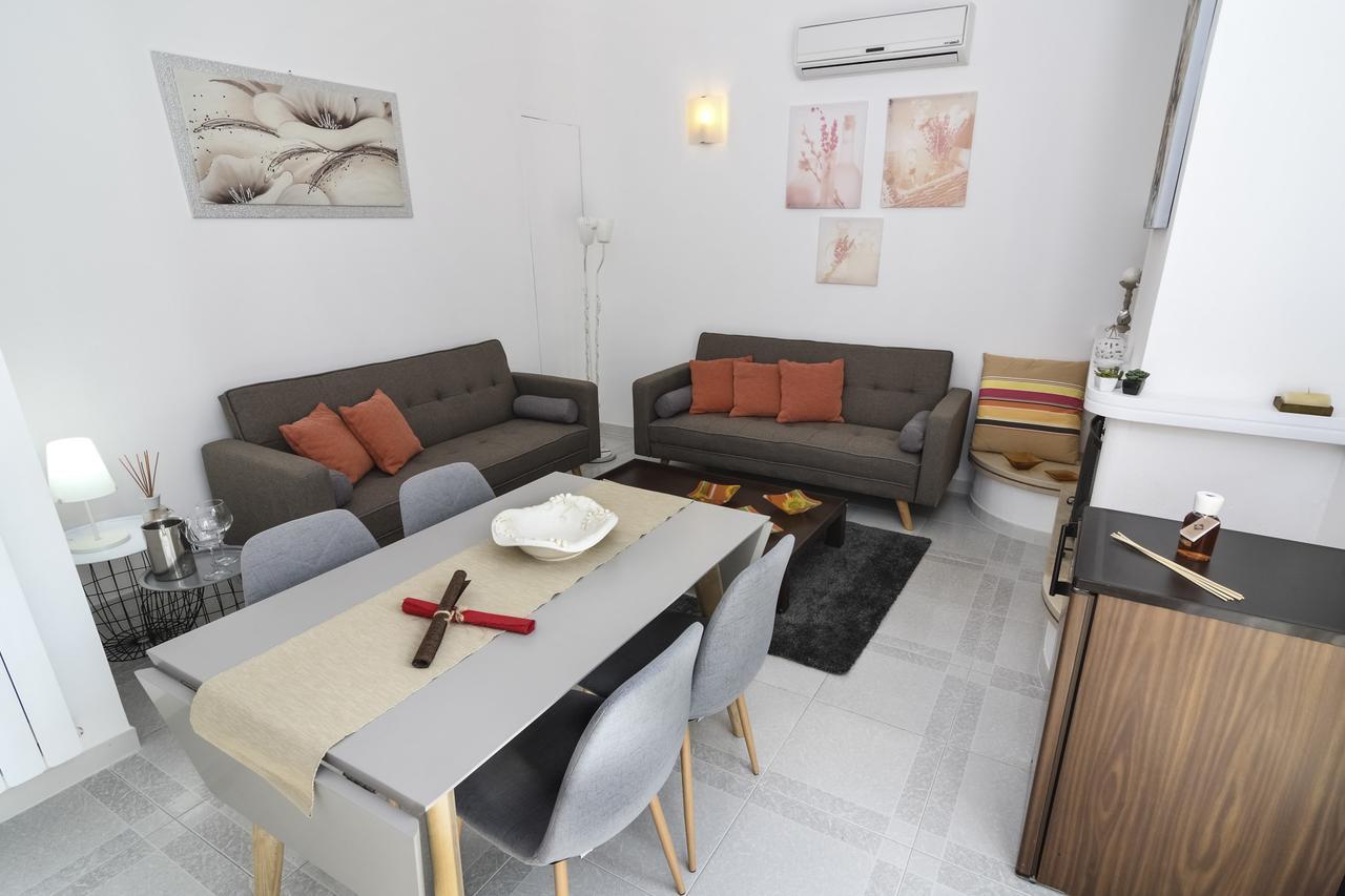 B&B Villa Genny A Pochi Passi Dal Mare San Cataldo  Luaran gambar