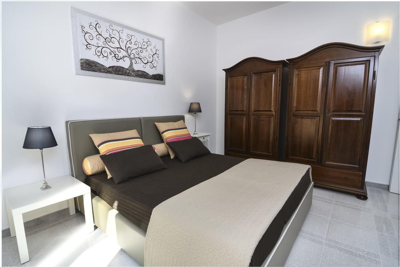 B&B Villa Genny A Pochi Passi Dal Mare San Cataldo  Luaran gambar